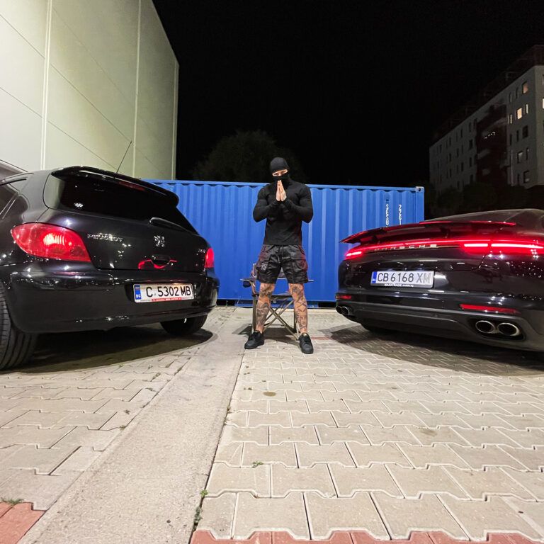 ИНСОМНИЯ – НОВИЯТ СИНГЪЛ НА FYRE файър инсомния