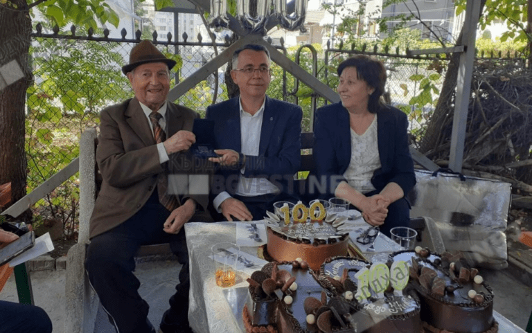 Кърджали: Почетоха фронтовака Нико Костов за неговите 100 нико костов