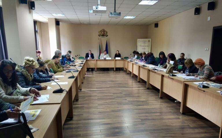 кръгла маса-читалища кюстендил