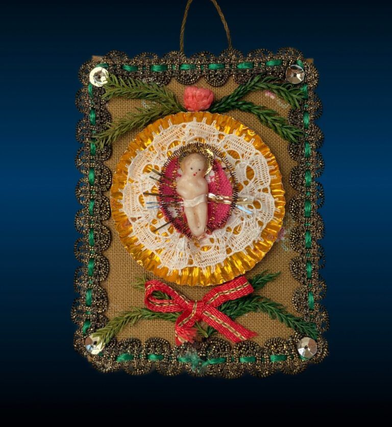 Изящни коледни играчки в етнографския музей в Бургас изящни коледни играчкипв бургас