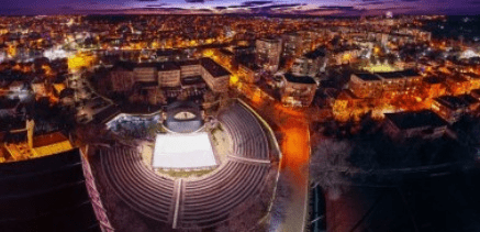 Ледената пързалка в Хасково отваря на Коледа ледена пързалка в хасково