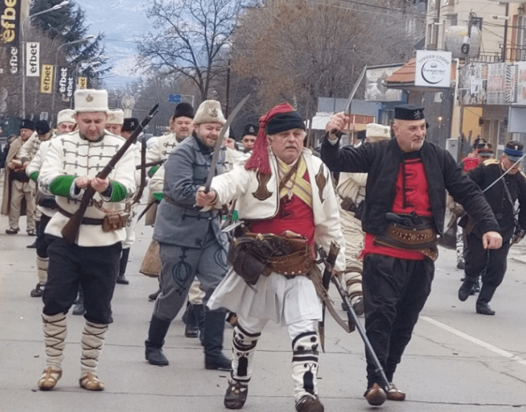 възстановка на освобождението на града