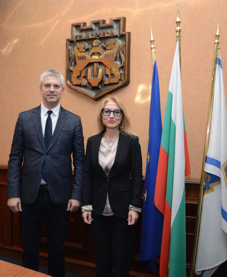 кмет на община варна и министър стойчева