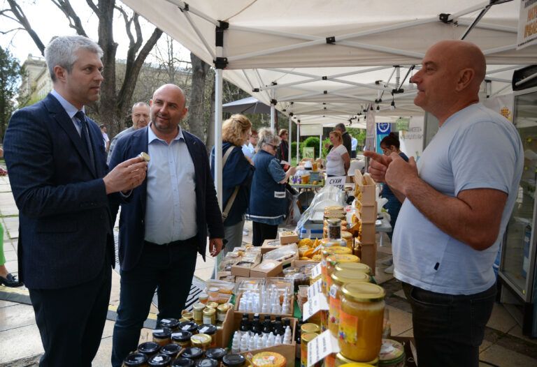 Кметът на Варна се среща с родни производители кмет на варна на среща с производители