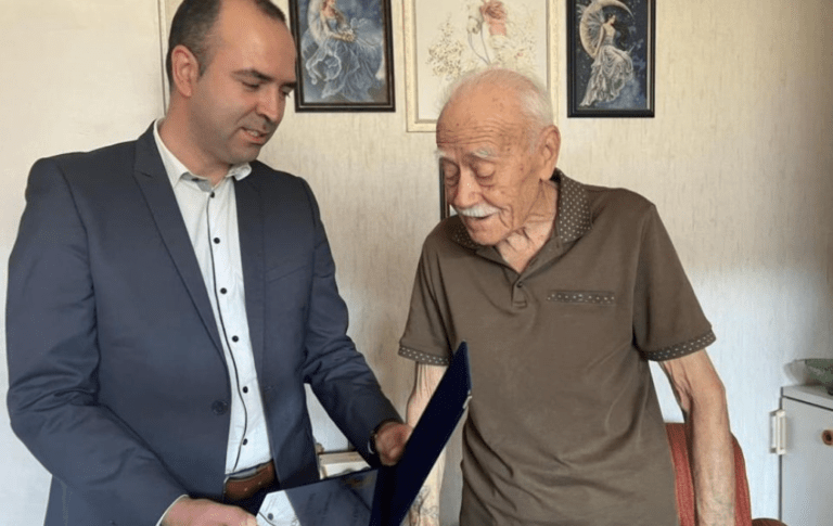 Столетник от Кюстендил разкри каква е тайната на дълголетието инжинер огнян атанасов-кмет на община кюстендил