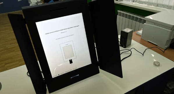 МС и ЦИК уточниха въпроса за съхранението на машините за гласуване машини за гласуване