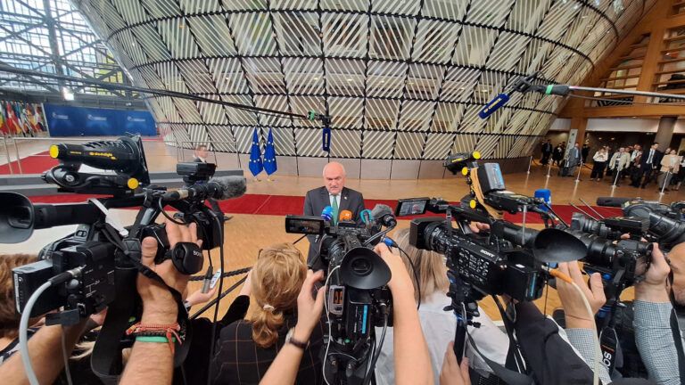 премиерът главчев