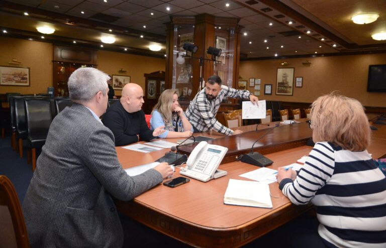 обсъдиха възможност за възстановяване на тролейбусната линия във варна