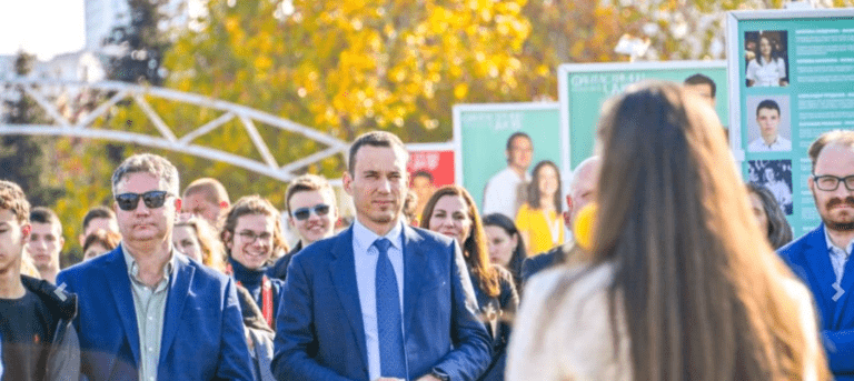 в софия изложба фантастичните умове