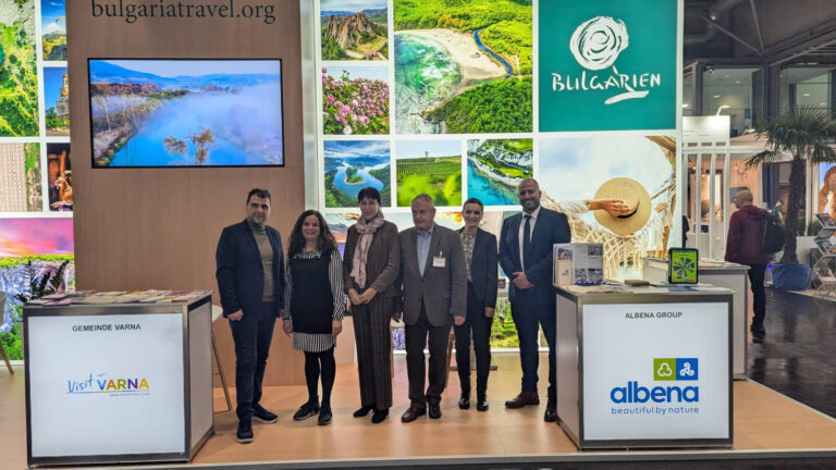 Община Варна се представя на най-голямото туристическо изложение в Източна Германия варна ня туристическо изложениепв германия