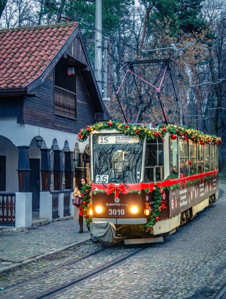 коледни трамвраи в софия