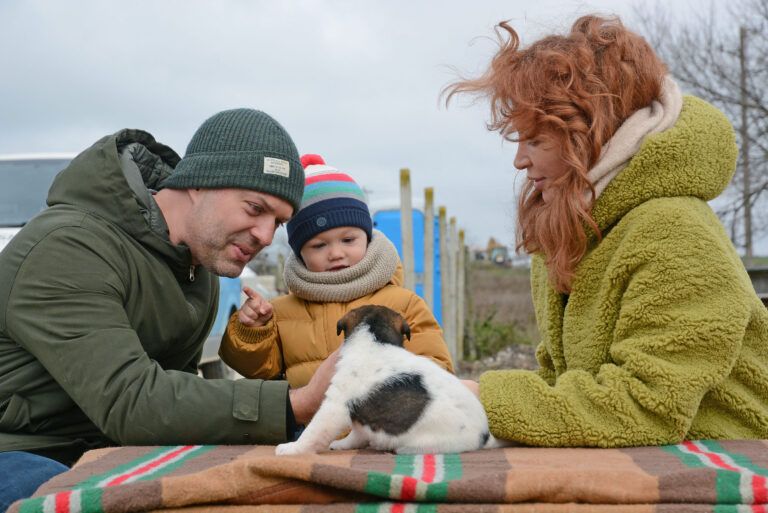 Над 50 любители на животните посетиха днес Приюта за кучета в с. Каменар приют за кучета в село каменар