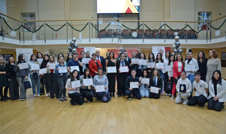 Община Варна награди активни доброволци наградиха доброволци във варна