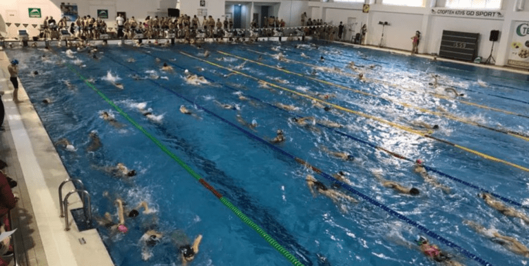 Благоевград посреща състезатели от България, Сърбия и РС Македония за турнир по плуване „Дядо Коледа“ предстои турнир по плуване в благоевград