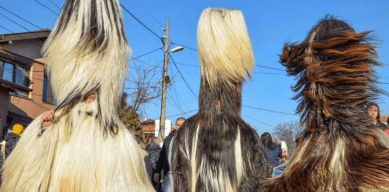 Кукери от кюстендилски села ще направят шествие в центъра на града шествие на кукери в кюстендил