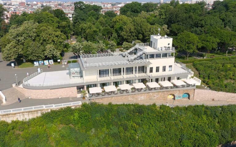 изложба в бургас