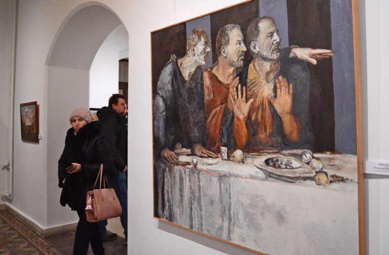 варна чества 75 години градска художествена галерия