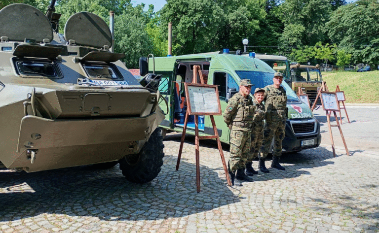 В Стара Загора се провежда днес Ден на отворени врати в района на Втора Тунджанска механизирана бригада в стара загора ден на отворените врати