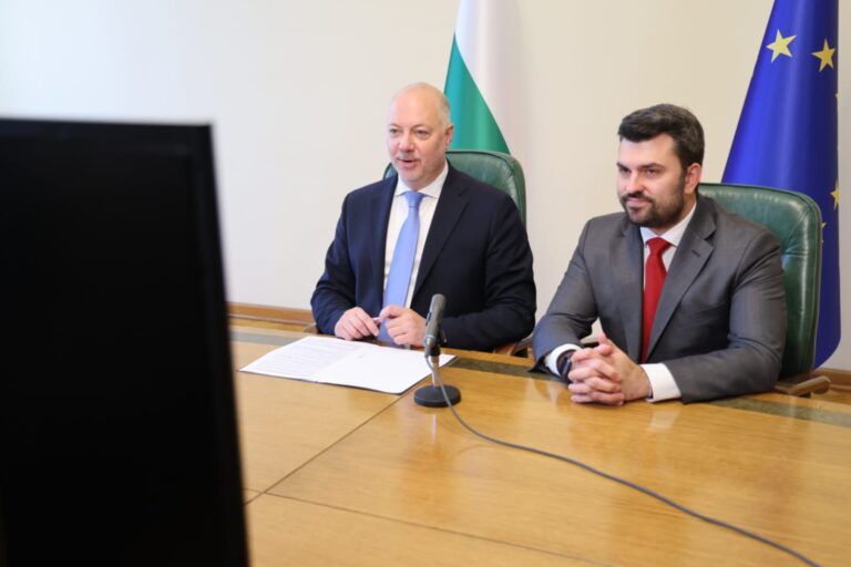 премиерът росен желязков