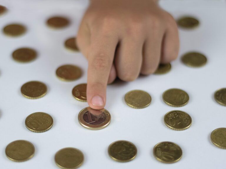 Еврото в клас: децата учат чрез реални примери и развиват финансова грамотност еврото в клас