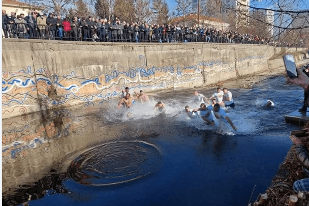 Община Кюстендил кани жителите и гостите на града да се включат в литийно шествие ритуал за богоявленския кръст в кюстендил