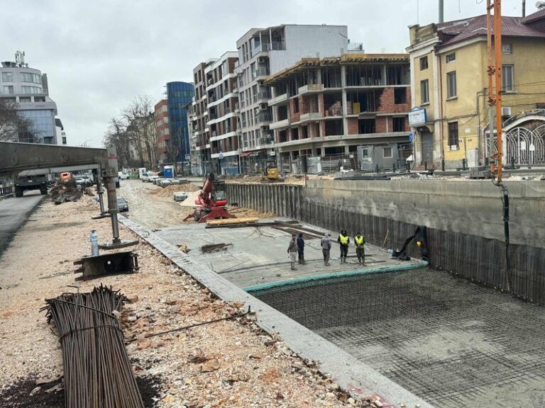 Инспектират стратегически обект в Пловдив инспектират стратегически обект в пловдив